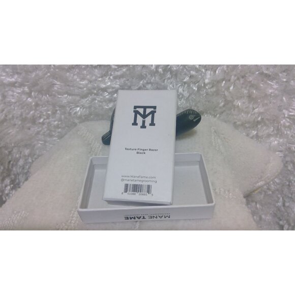 Mane Tame Texture Finger Razor - Picture 6 of 6